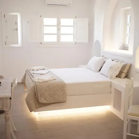 Paraporti Folegandros Town Exterior photo